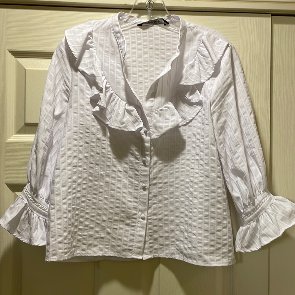 Zara Basics white ruffled blouse size s